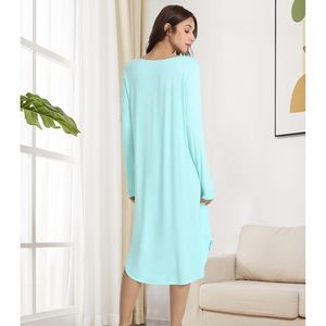 Camisón para mujer, sexy, de manga larga, con cuello en V, suave, de viscosa de bambú, ropa de dormir informal, vestido para estar en casa. - Product Image 2