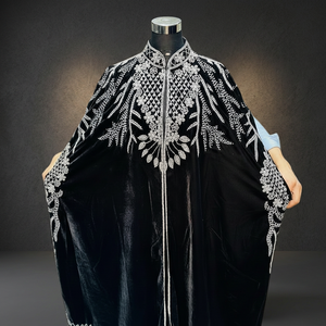 Robe de mariée maxi en satin écologique glamour avec broderies complexes et cristaux étincelants pour soirée formelle - Product Image 4