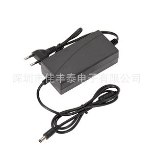 Adaptateur secteur UE double fil Rey.1 12V 5A avec dissipateur thermique pour usage export, certifié CE, FCC, RoHS - Product Image 3