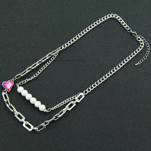 Collar de cadena cubana de doble capa con perlas y diamantes de imitación, cadena de cuello de acero de titanio neutra, dulce y moderna. Tanjing - Product Image 2