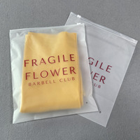 Sacs d'emballage en polyéthylène à fermeture éclair givrée imprimés sur mesure pour vêtements, avec glissière, pour expédition en gros