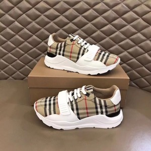 Chaussures de sport tendance pour hommes et femmes, best-sellers, de haute qualité, avec empeigne en cuir verni et semelle antidérapante - Product Image 1