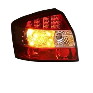 ไฟท้ายรถยนต์สำหรับ AUDI A4 B6 ปี 2001-2004 ไฟท้าย LED แบบดัดแปลง ไฟเลี้ยว ไฟเบรก - Product Image 1