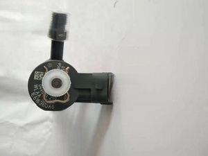 नई Bt50 WLAA-13-H50 डीजल इंजन ईंधन इंजेक्टर 0445110250 - Product Image 3