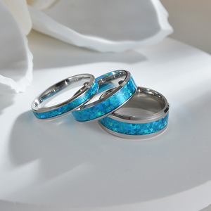 Nouveautés : Bague en acier inoxydable bleu holographique avec incrustation scintillante |   Bague de mode pour hommes et femmes - Product Image 5