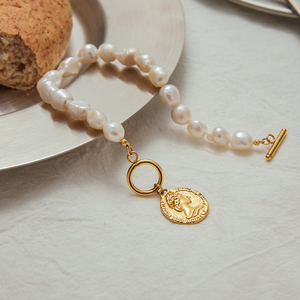 J & D 18K Vàng Mạ Kỳ Nghỉ Phong Cách Thanh Lịch Ngọc Trai Nước Ngọt Vòng Đồng Xu Mặt Dây Chuyền OT Clasp Chuyển Đổi Vòng Đeo Tay - Product Image 4