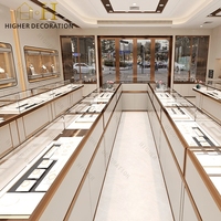 Vitrine de présentation de bijoux en verre de style chinois de luxe léger, éclairage et mobilier pour bijouterie