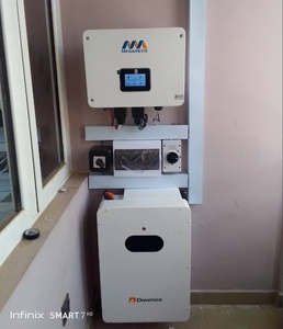 Batería de Litio para Hogar 51.2V 5kWh 10kWh, Sistema de Almacenamiento de Energía Solar de Montaje en Pared 48V 200Ah LFP - Product Image 2