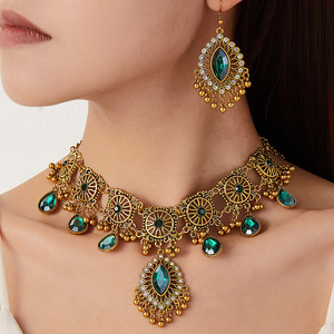 Conjunto de joyería India Bohemia para mujer, pendientes Jhumka de aleación, collar para fiestas de boda, accesorios, gran regalo - Product Image 1