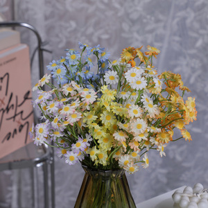 Fleurs artificielles en soie Jinxi, dessinées à la main, à la camomille, pour décorations de mariage et de maison, couleurs champagne, blanc, rose, jaune, orange, bleu - Product Image 1