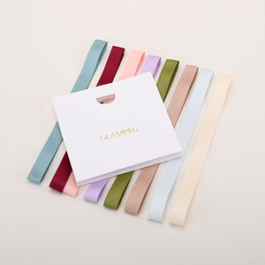GLAMPKG grosir Premium dipersonalisasi tas kertas kustom Logo dicetak perhiasan hadiah kemasan tas kertas dengan pita - Product Image 6