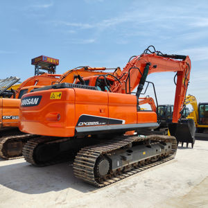 Excavadora de cadenas usada Doosan DX250, modelo 2023, pocas horas, excelente estado, motor, engranajes y rodamientos en venta - Product Image 1