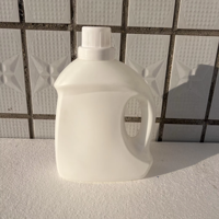 Bouteille en Plastique Vide de 2L JFPC pour Lessive avec Bouchon à Vis, Revêtement UV et Impression par Gravure Acide