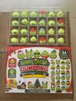 Calendrier de l'Avent Squishy 2026 – Grande Vente – Calendrier de l'Avent Squishy Adorable – Calendrier de l'Avent Squishy Doux – Grinch Squishy en forme de boulette pour cadeau
