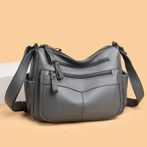 女式斜挎包 2025 新款软质 PU 皮革两肩带时尚百搭斜挎包批发 - Product Image 3