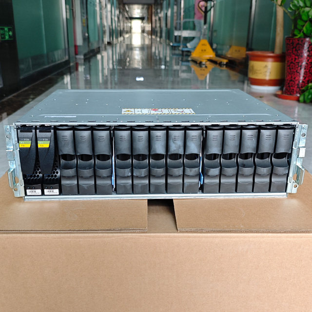 New Unity D4123FU 3U 15*3.5 DAE FLD RCK UPG Networking Storage Product in Stock 12GB Cache 2X4TB HDD 2x2 Port RJ-45