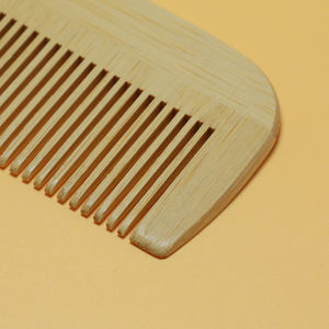 Sikat rambut bambu halus & lebar portabel, sisir gigi untuk penggunaan Hotel dan Salon dengan Logo kustom - Product Image 4