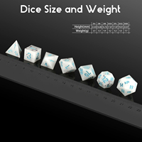 Dés à jouer polyédriques carrés en résine pour D&D, lot de 7 avec bords tranchants, coffret cadeau inclus pour le jeu Dungeons & Dragons (Sel de mer)