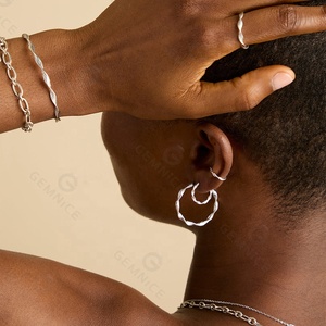 Gemnel hellenistic stGemenl Modeschmuck zarte Wasserwelle Silber Rippen Twist extra große Creolen - Product Image 4