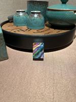 Op maat gemaakte Mahjong-tegels in meerdere kleuren met uw artwork gegraveerd op één zijde, met acryl houten inleg achterkant, diverse ambachtelijke opties