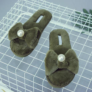 Nouvelles pantoufles en coton automne/hiver 2025 pour femmes, grandes pantoufles en coton perlé pour la maison - Product Image 4