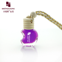 2025 cadeau choix 5ml vide rose bleu vert verre voiture désodorisant bouteille de parfum pomme forme voiture diffuseur bouteille de liège