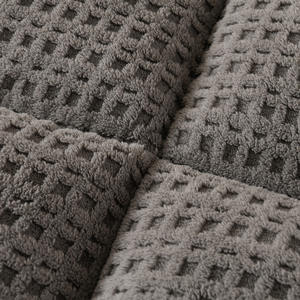 Nouveau matelas coussin multifonctionnel en duvet d'oie et velours, qualité A, toutes saisons, <span class=keywords><strong>sortie</strong></span> d'usine 2026 - Product Image 3