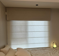 Stores romains motorisés intelligents sans fil en polyester Tuya Signee Zigbee personnalisés