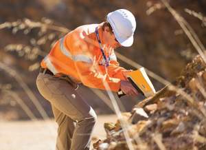 เครื่องวิเคราะห์ XRF แบบมือถือ Vanta Element รับประกัน 1 ปี หน้าจอ LCD อเนกประสงค์สำหรับการวิเคราะห์นอกสถานที่ ใช้ได้กับอุปกรณ์หลากหลายอุตสาหกรรม - Product Image 3