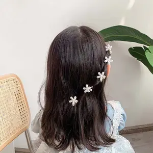 Cheap French Vintage Pearl Daisies Flower Hairpin Small hair claw clip Instagram Mini hair accessories woman