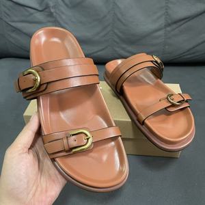 Mocassins et sandales plates de luxe en cuir pour <span class=keywords><strong>femme</strong></span> avec boucles métalliques personnalisées, antidérapantes, style plateforme - Product Image 1