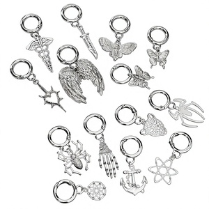 Accessoires de décoration pour chaussures en métal argenté antique, rivets rétro unisexes pour chaussures en toile et bottines - Breloques pour talons - Product Image 1