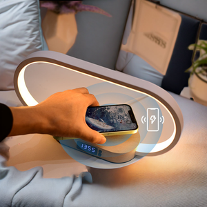 Lampe de bureau à LED avec charge sans fil, loupe, lumière d'ambiance changeante de couleur, lampe de table - Product Image 1