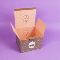 Boîtes en carton ondulé écologiques personnalisées avec logo sur mesure pour gaufrage vert et fermeture magnétique pour cadeaux de casquettes de baseball