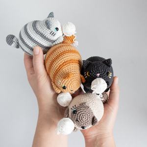 2025 nouveau Design Crochet enfants animaux cadeaux à la main en <span class=keywords><strong>peluche</strong></span> tricoté <span class=keywords><strong>chat</strong></span> jouets doux et confortable Crochet <span class=keywords><strong>chat</strong></span> poupée - Product Image 2