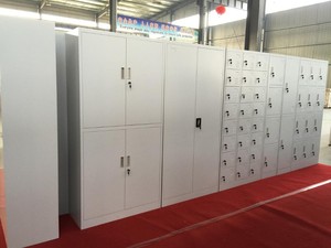 Armoires de classement métalliques économiques avec porte vitrée et clés de verrouillage en acier pour l'école et le stockage hôtelier - Product Image 5