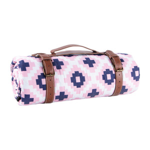 Vente en gros <span class=keywords><strong>de</strong></span> tapis <span class=keywords><strong>de</strong></span> pique-nique imperméable extra large, pliable, portable, pour le camping en plein air, la <span class=keywords><strong>plage</strong></span>, pour la promotion - Product Image 2