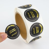 Étiquettes autocollantes personnalisées en papier noir à faible MOQ, impression de logo, autocollants personnalisés avec dorure à chaud
