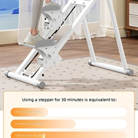 Appareil de marche sur les escaliers pour l'entraînement aérobie en intérieur ; Machine à marches pliable et pratique avec nouveau modèle à double main courante 88x45x135cm pour usage domestique