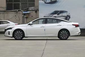 Voiture d'occasion <span class=keywords><strong>Nissan</strong></span> <span class=keywords><strong>Altima</strong></span> 2.0 CVT XL-TLS automatique 2022, transmission à direction à gauche, <span class=keywords><strong>Nissan</strong></span> Teana 4 portes, 5 places, berline, en stock - Product Image 4