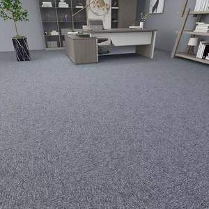 Les dalles de <span class=keywords><strong>moquette</strong></span> grises sont parfaitement adaptées aux lieux commerciaux, aux bureaux, aux hôtels, ainsi que aux salons et aux chambres à coucher résidentielles. - Product Image 1