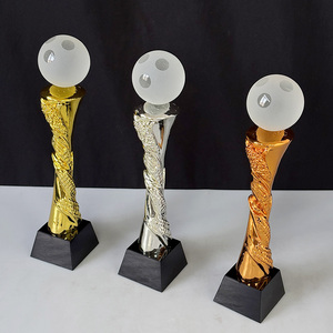 Trophée de cristal pour événement sportif, boule de <span class=keywords><strong>bowling</strong></span> en résine or, argent, bronze MH-MJ0705 - Product Image 6