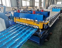 Machine de formage de rouleaux de tuiles de toiture en acier coloré avec moteur à boîte de vitesses à commande PLC pour la construction de toitures