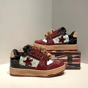 2024 nuove Sneakers Casual retrò per <span class=keywords><strong>donna</strong></span> moda vino rosso stelle resistenti scarpe da corsa scarpe da ginnastica <span class=keywords><strong>donna</strong></span> - Product Image 1