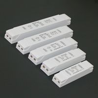 Alimentation LED à découpage CE LVD EMC C.V DC12V/24V 12W/30W/60W/100W/120W/150W/200W, boîtier plastique mince IP20, PF élevé >0.9, sans scintillement