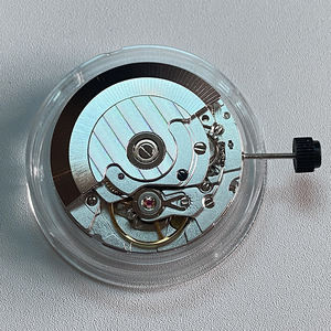 Mouvement Blanc Premium 2824, Date à 3 Positions, Amortisseur de Chocs Fleur de Prunier, Grandes Aiguilles, 28800 VPH, Performance Stable - Product Image 5