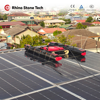 Robot de nettoyage de panneaux solaires à télécommande haute performance, alimentation par batterie, machine de nettoyage PV pour l'entretien des panneaux solaires photovoltaïques