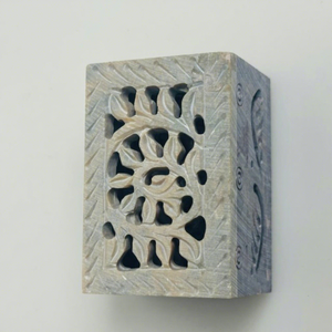 Caja de Joyería de Mármol Hecha a Mano J.Kmarble, Alta Calidad, Forma Rectangular Blanca, Hermosa Tallatura, India, Tamaño 7x10 cm, para Guardar Collares - Product Image 1