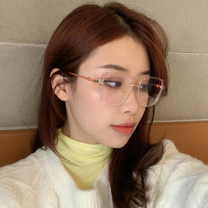 Gafas Rectangulares Qianai X3-0366 TR90 con Protección Anti Luz Azul para Mujer, Montura Mediana, Lentes AC - Product Image 5