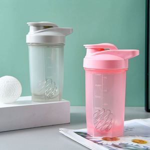 Meilleures ventes : Bouteille en plastique PP écologique de 500 ml et 700 ml avec couvercle anti-fuite pour la salle de sport, les boissons protéinées et les milkshakes - Product Image 3